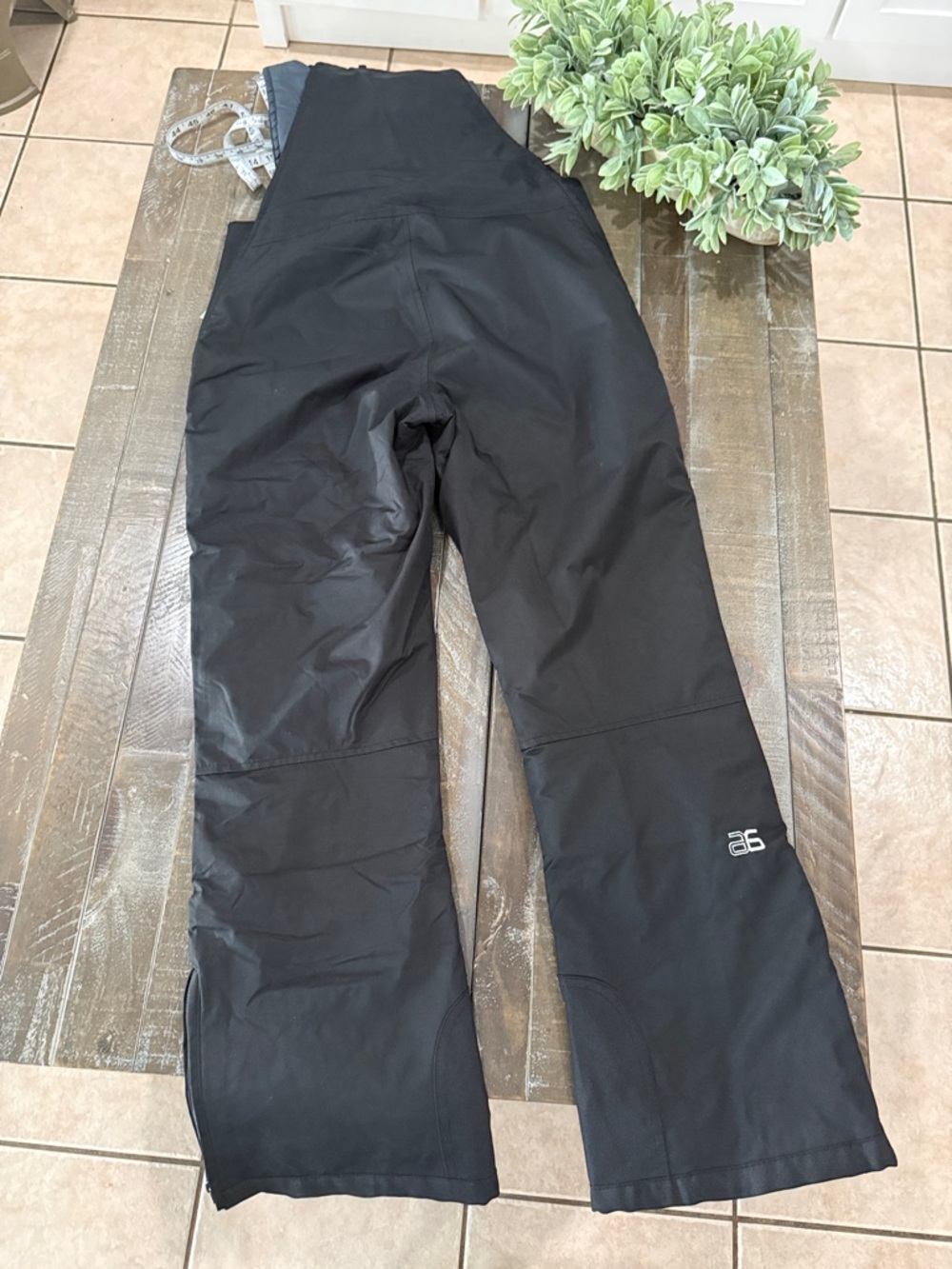 Arctix Women's Insulated Bibs in Slate Gray and Black - Size SMALL - Picture 8 of 12
